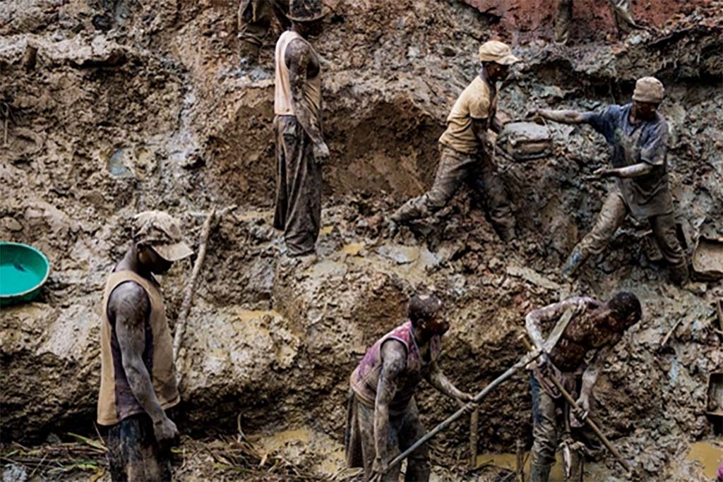 congo-coltan-miniera-estrazione